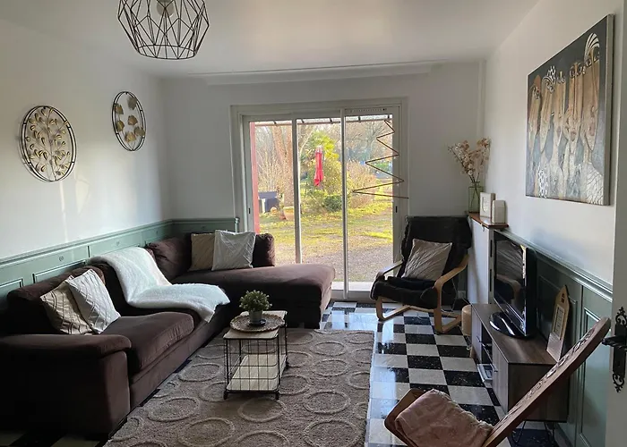 Prázdninový dům Maison De Maitre Xviiieme Avec Piscine Chauffee Saint-Gauzens